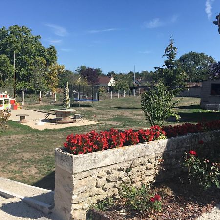 Saint-Parres-les-VaudesLe Petit Vaudoisアパートメント エクステリア 写真